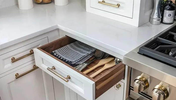 کابینت بدون دستگیره و با دستگیره